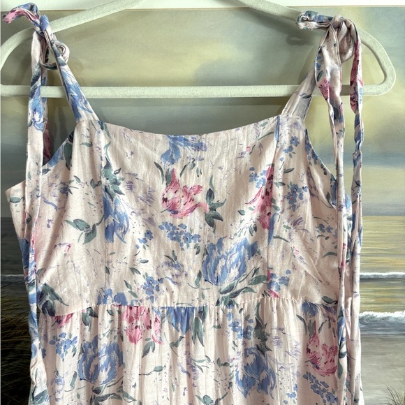 LoveShackFancy Burrow Floral Silk Blend Dress
Whispering Lilac - Picture 10 of 13